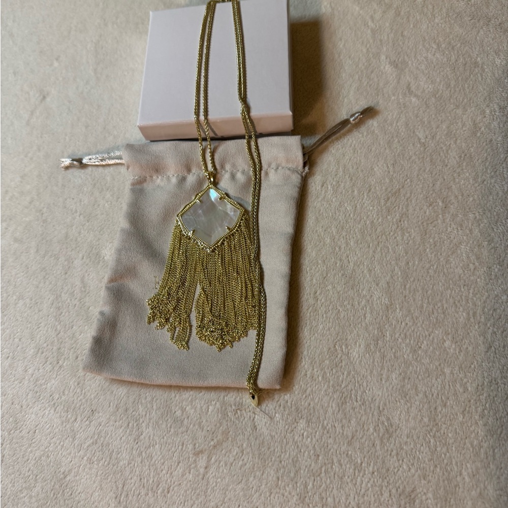 Kendra Scott Gold and White Geometric Necklace - Picture 6 of 7